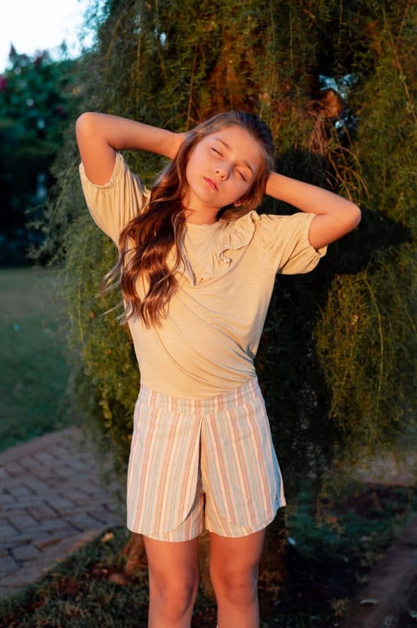 Shorts Yasmin Linho Stripes